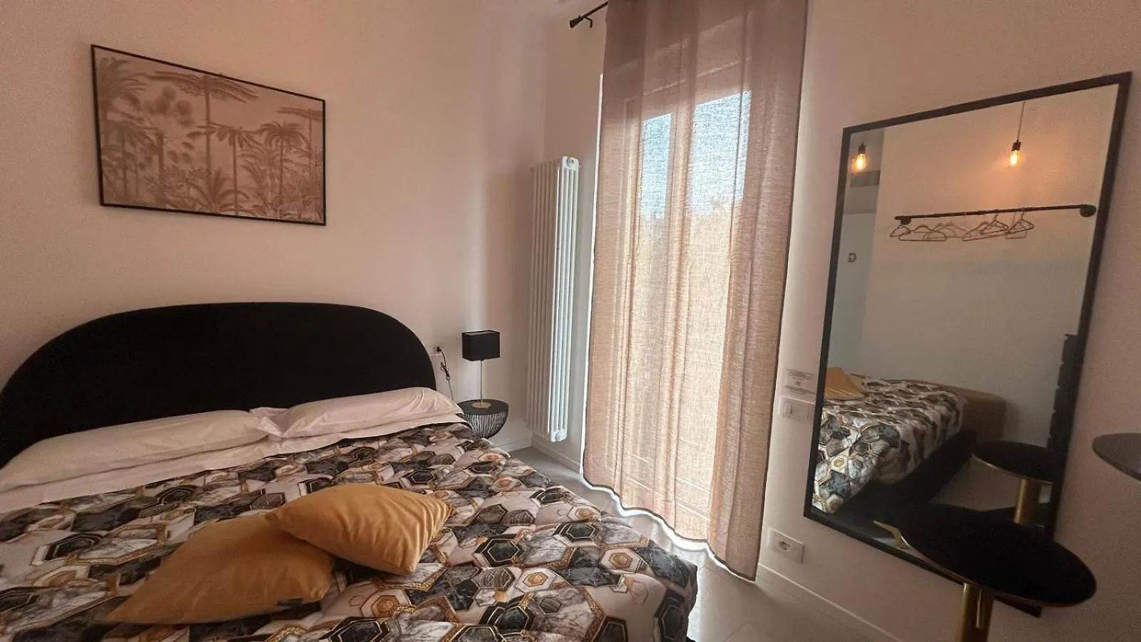 Comfort Accommodation Suite & Le Camere Bergamo 0*,  Italy