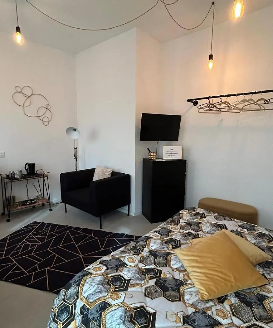 Comfort Accommodation Suite & Le Camere Bergamo Guest house