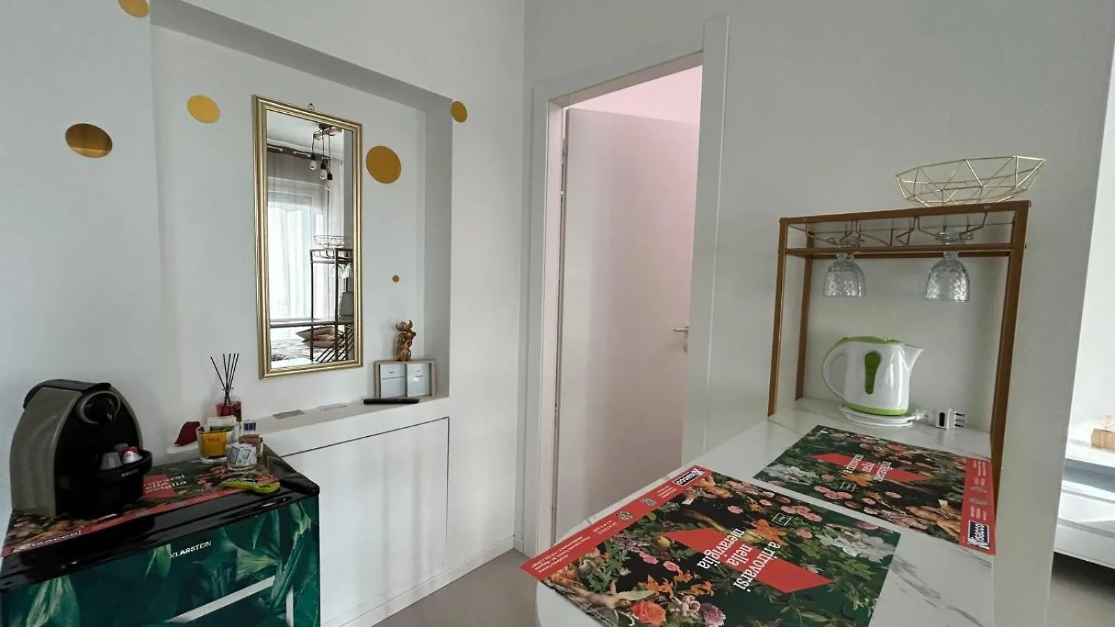 Comfort Accommodation Suite & Le Camere Bergamo 0*,  Italy