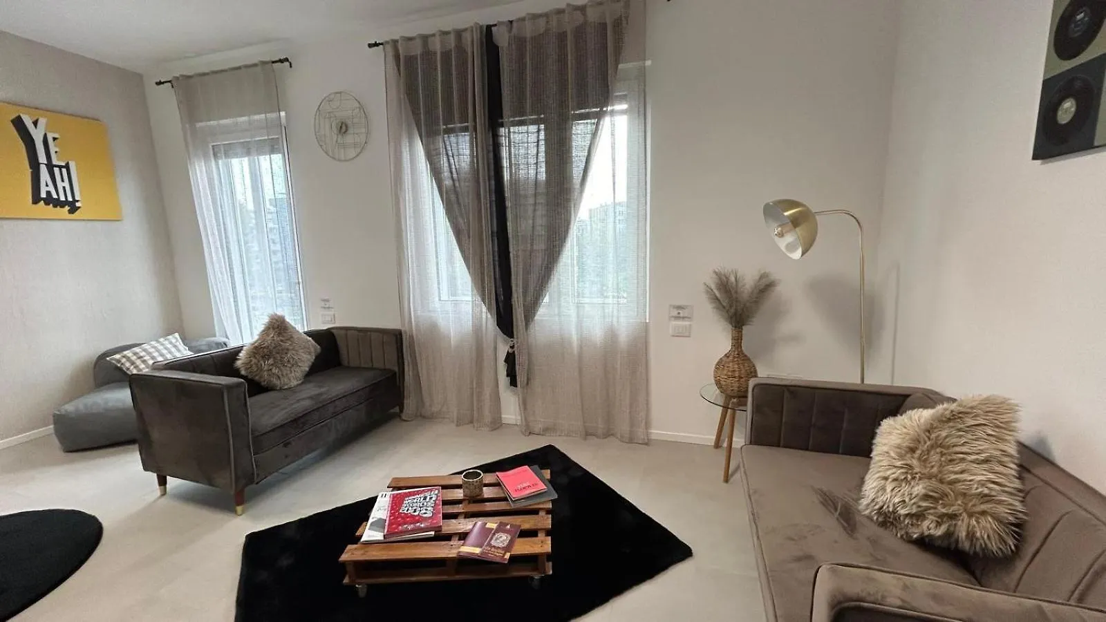Comfort Accommodation Suite & Le Camere Bergamo 0*,